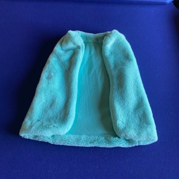 Faux Fur Mint Green Sleeveless Sweater Vest Girls Size Small - Picture 5 of 5